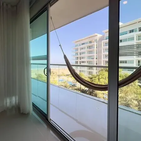 Apartamento With A Ocean View And Direct Acces To